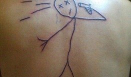 右腿纹身的网红吃瓜,揭秘网络红人的背后故事